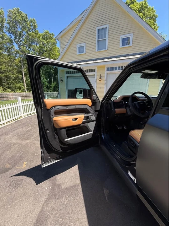 2023 Land Rover Defender L663 - Image 7 of 12