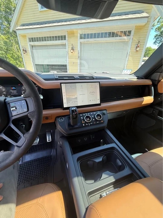 2023 Land Rover Defender L663 - Image 12 of 12
