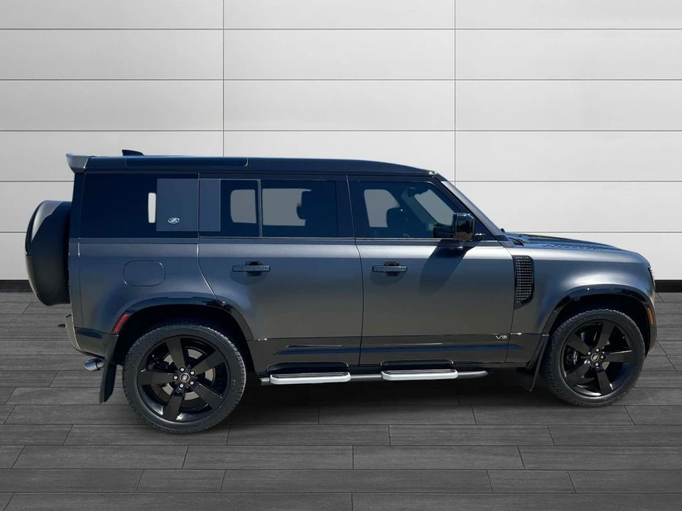 2023 Land Rover Defender L663 - Image 6 of 8