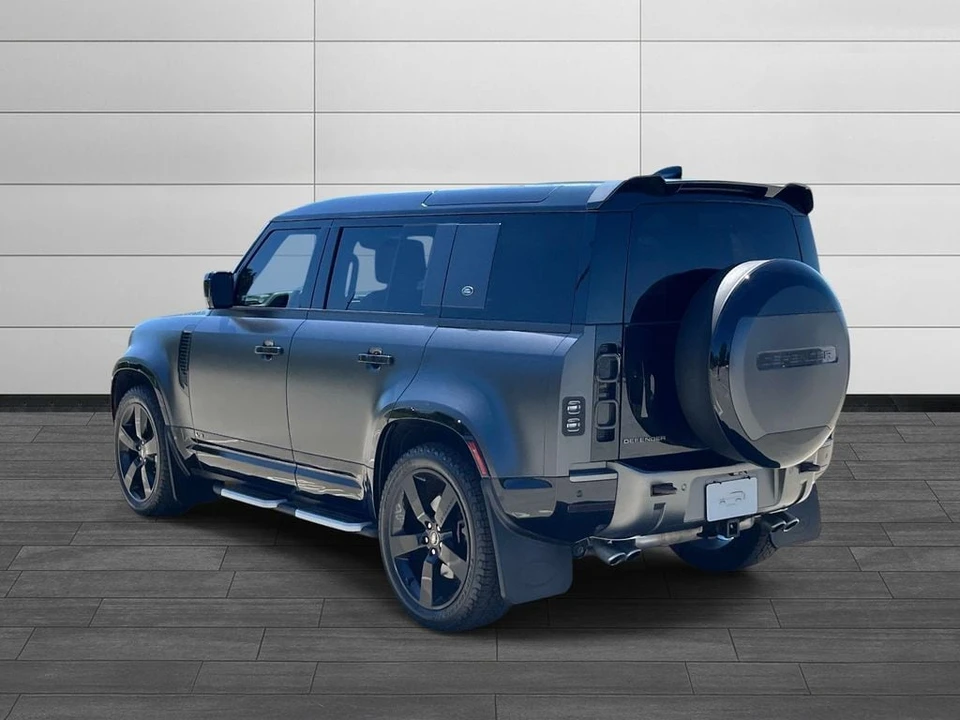 2023 Land Rover Defender L663 - Image 3 of 8