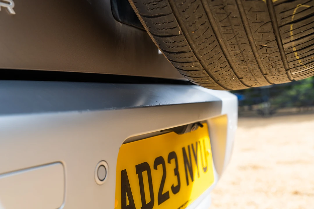 2023 Land Rover Defender L663 - Image 16 of 31