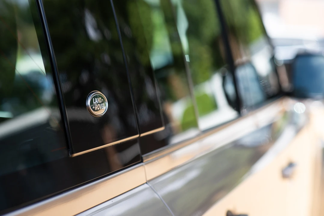 2023 Land Rover Defender L663 - Image 30 of 31