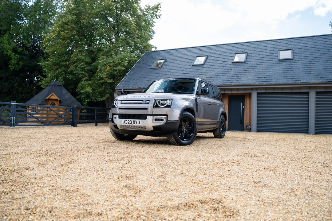 2023 Land Rover Defender L663 - Image 9 of 31