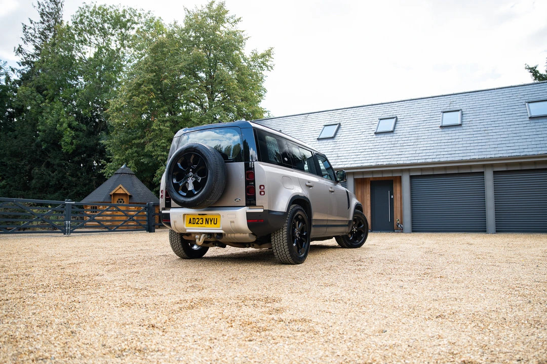 2023 Land Rover Defender L663 - Image 5 of 31
