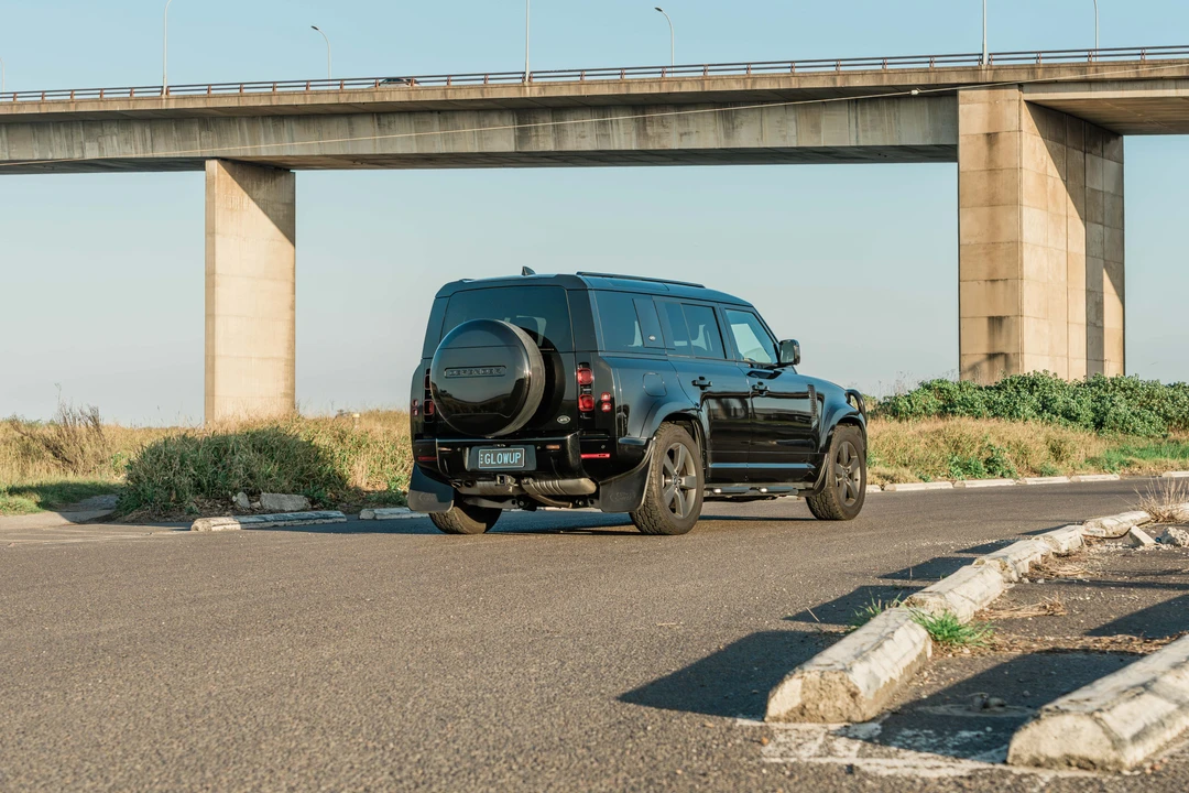 2023 Land Rover Defender L663 - Image 22 of 31