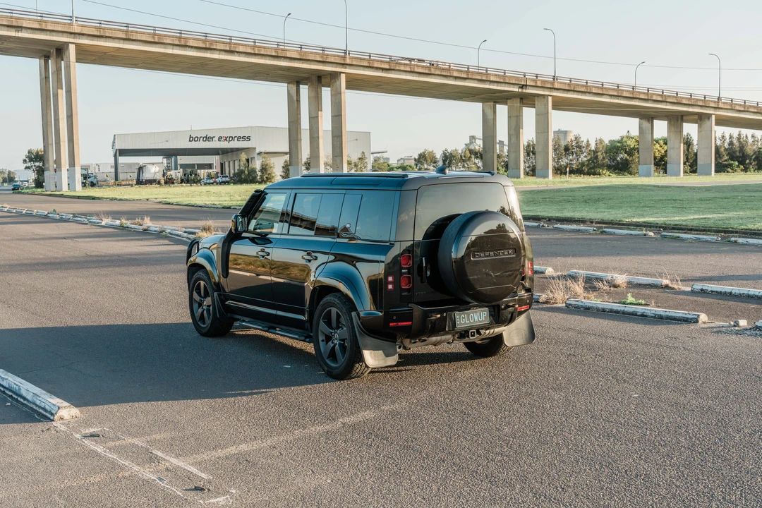 2023 Land Rover Defender L663 - Image 13 of 31