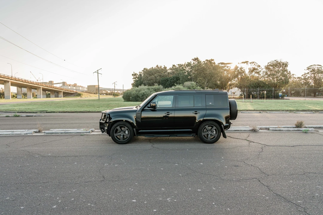 2023 Land Rover Defender L663 - Image 27 of 31