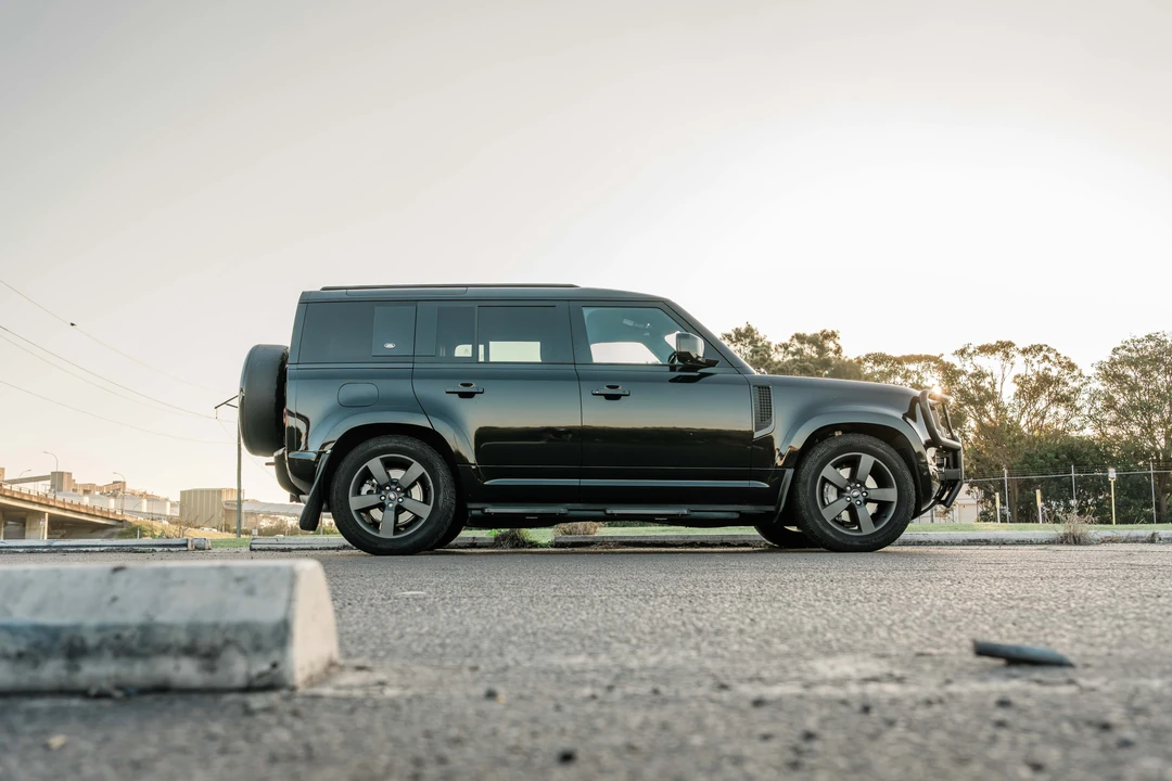 2023 Land Rover Defender L663 - Image 8 of 31
