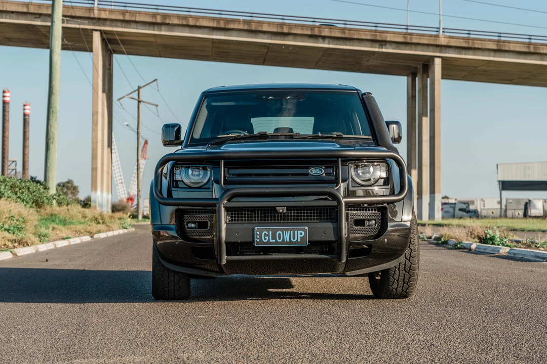 2023 Land Rover Defender L663 - Image 2 of 31