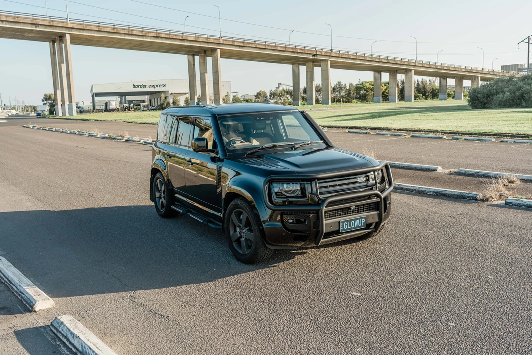 2023 Land Rover Defender L663 - Image 17 of 31