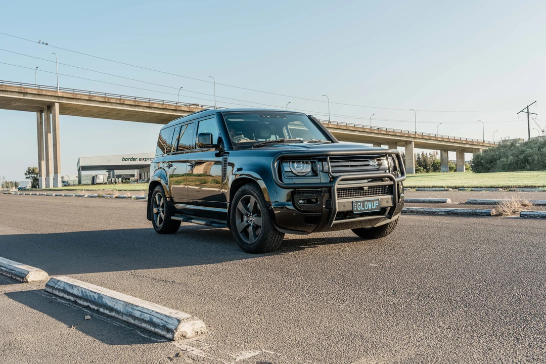 2023 Land Rover Defender L663 - Image 9 of 31