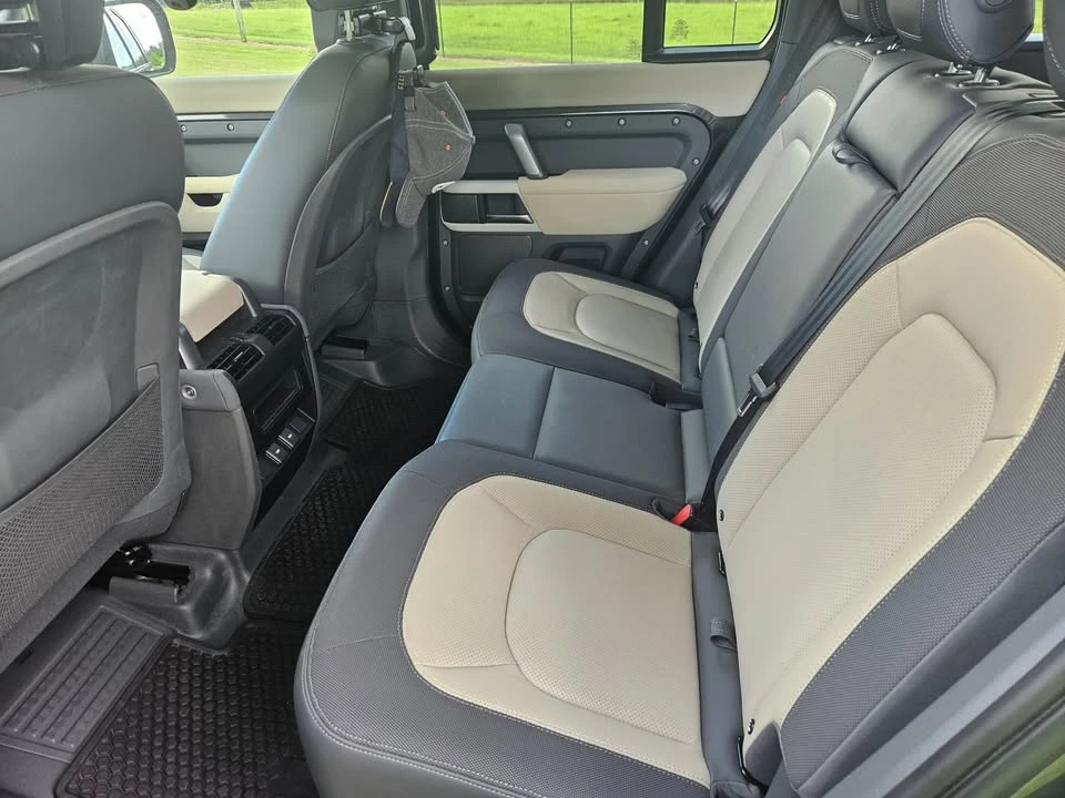 2023 Land Rover Defender L663 - Image 6 of 8