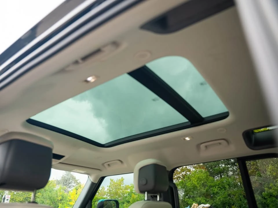 2023 Land Rover Defender L663 - Image 12 of 15