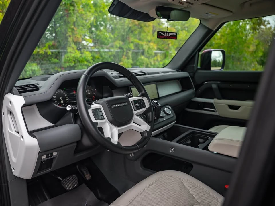 2023 Land Rover Defender L663 - Image 4 of 15