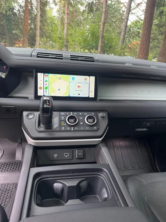 2023 Land Rover Defender L663 - Image 8 of 10