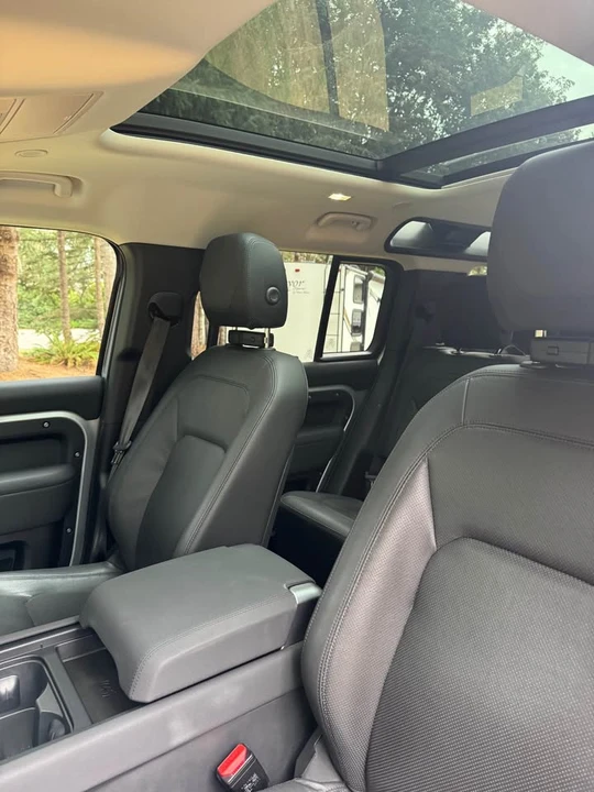 2023 Land Rover Defender L663 - Image 7 of 10