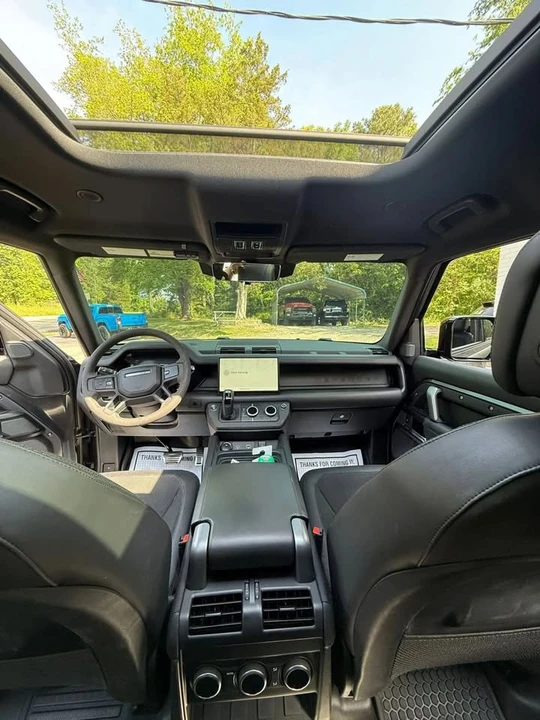 2023 Land Rover Defender L663 - Image 15 of 20