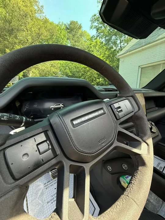 2023 Land Rover Defender L663 - Image 9 of 20