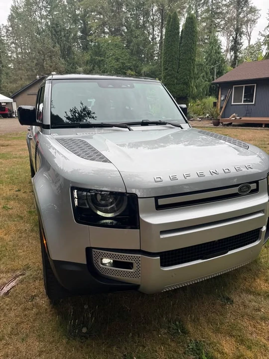 2023 Land Rover Defender L663 - Image 2 of 10