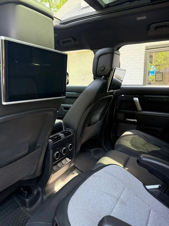 2023 Land Rover Defender L663 - Image 12 of 20