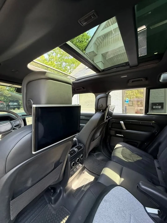 2023 Land Rover Defender L663 - Image 16 of 20