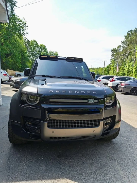 2023 Land Rover Defender L663 - Image 2 of 20