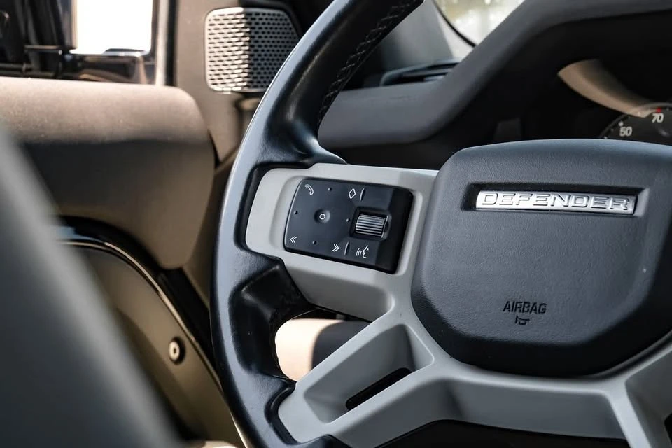 2023 Land Rover Defender L663 - Image 16 of 20