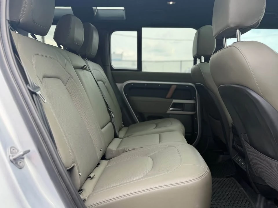 2023 Land Rover Defender L663 - Image 10 of 20