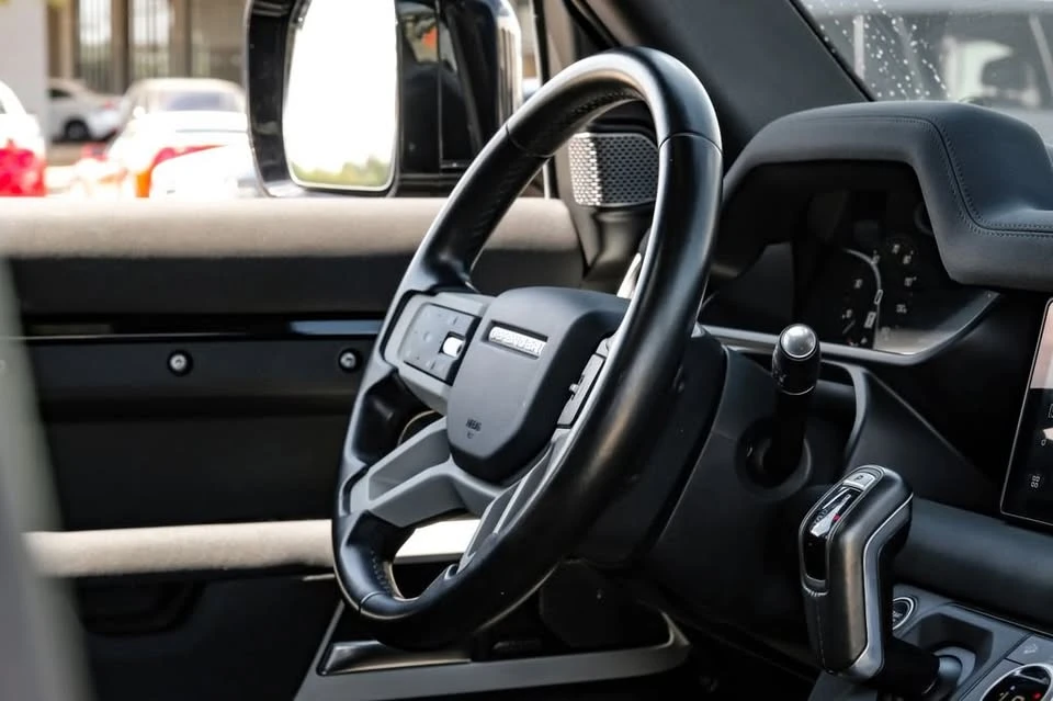 2023 Land Rover Defender L663 - Image 11 of 20