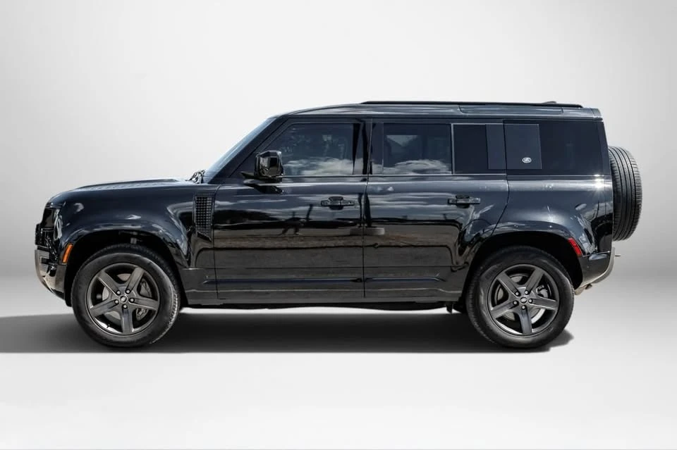 2023 Land Rover Defender L663 - Image 9 of 20