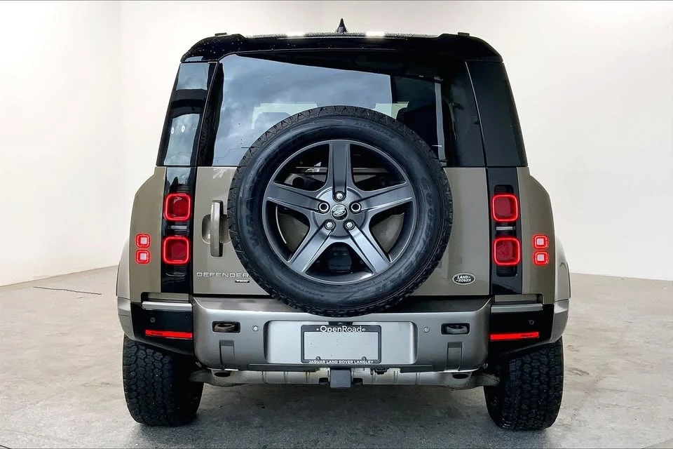 2023 Land Rover Defender L663 - Image 5 of 20