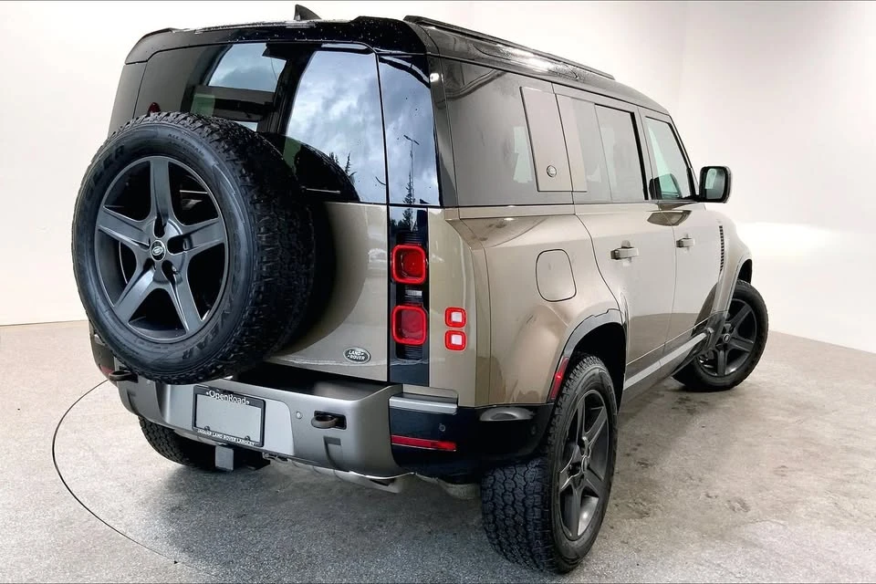 2023 Land Rover Defender L663 - Image 6 of 20