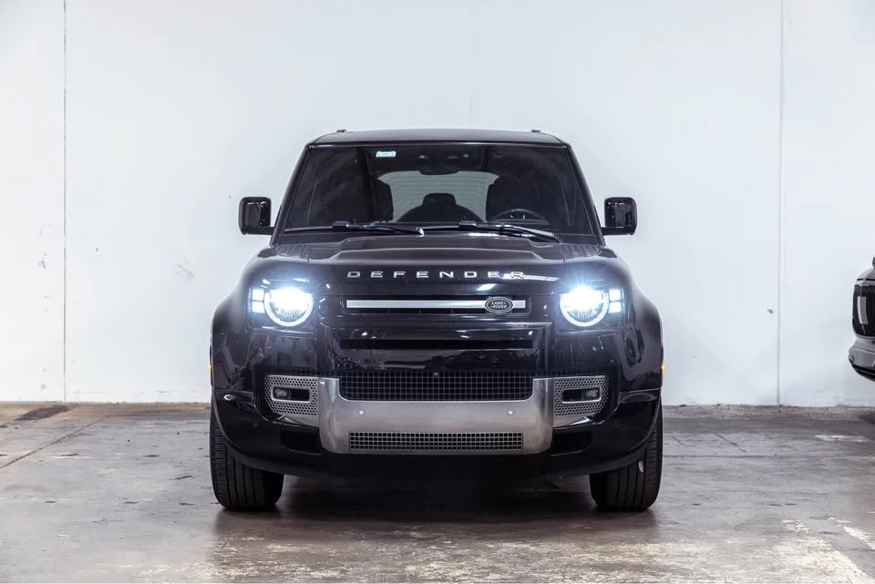 2023 Land Rover Defender L663 - Image 8 of 19