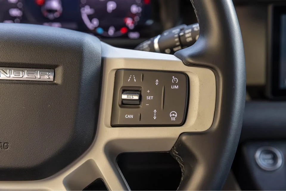 2023 Land Rover Defender L663 - Image 16 of 19