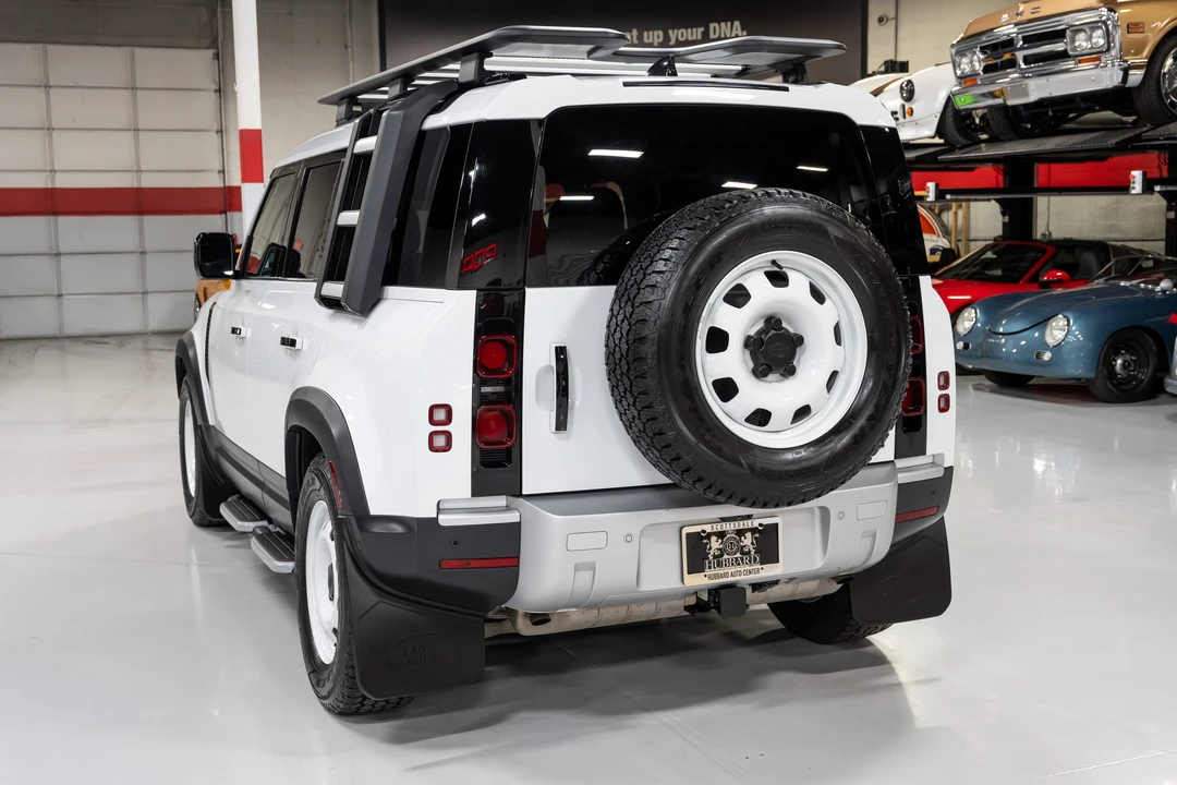 2023 Land Rover Defender L663 - Image 16 of 31