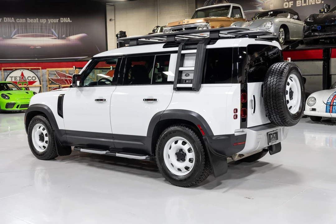 2023 Land Rover Defender L663 - Image 17 of 31