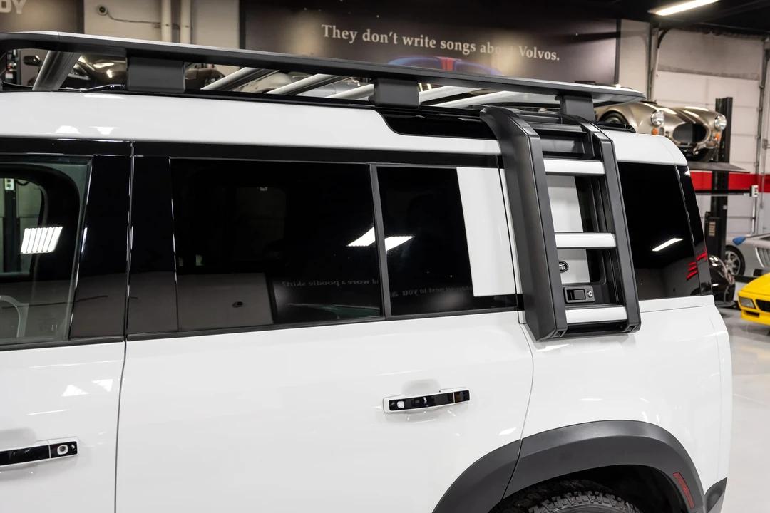 2023 Land Rover Defender L663 - Image 30 of 31