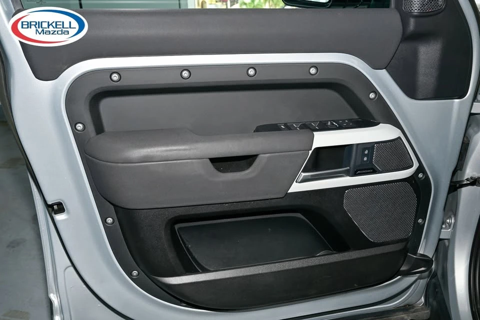 2023 Land Rover Defender L663 - Image 12 of 17