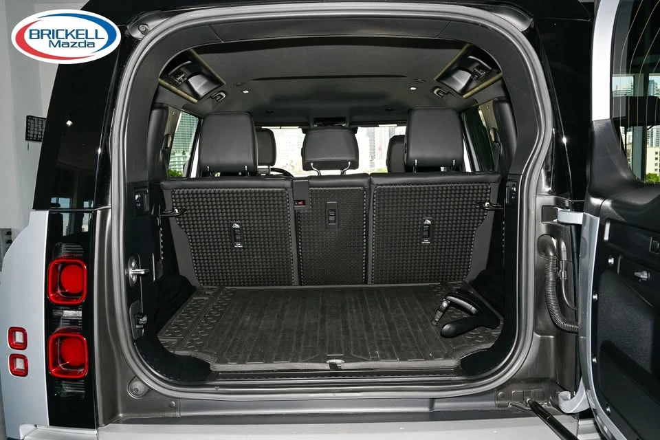 2023 Land Rover Defender L663 - Image 11 of 17