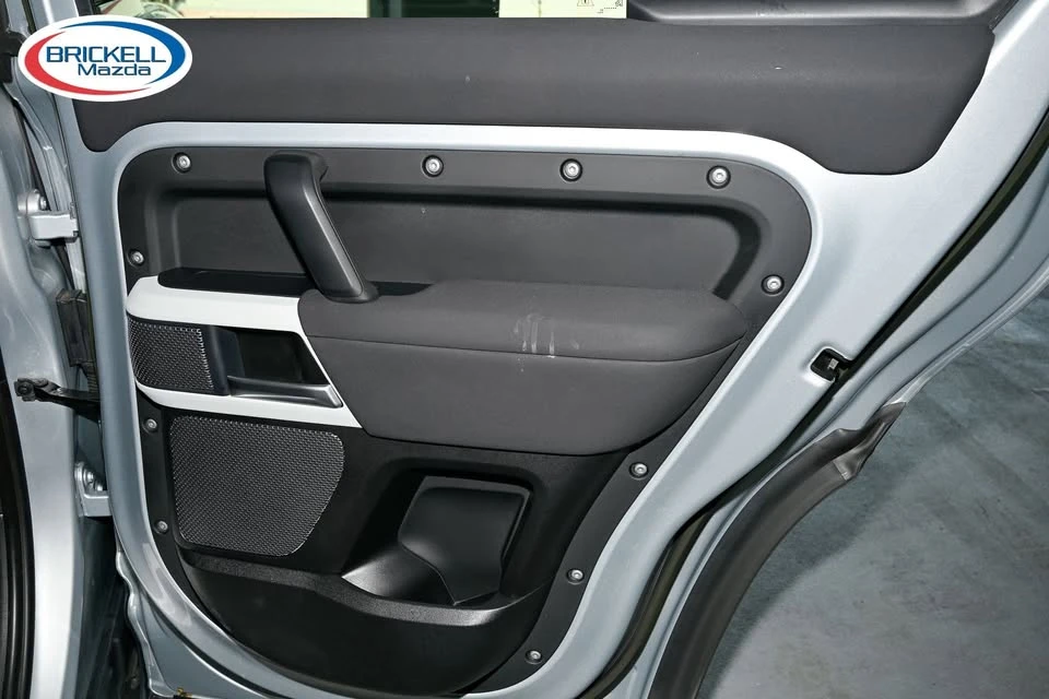 2023 Land Rover Defender L663 - Image 14 of 17