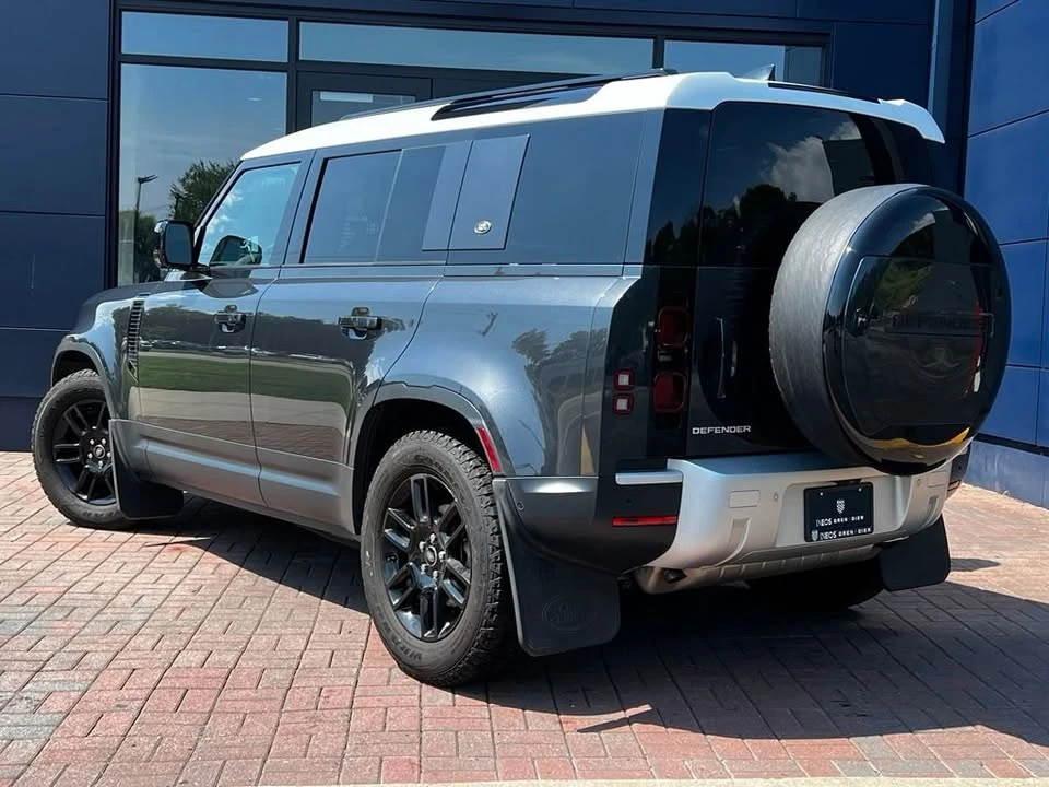 2023 Land Rover Defender L663 - Image 3 of 16