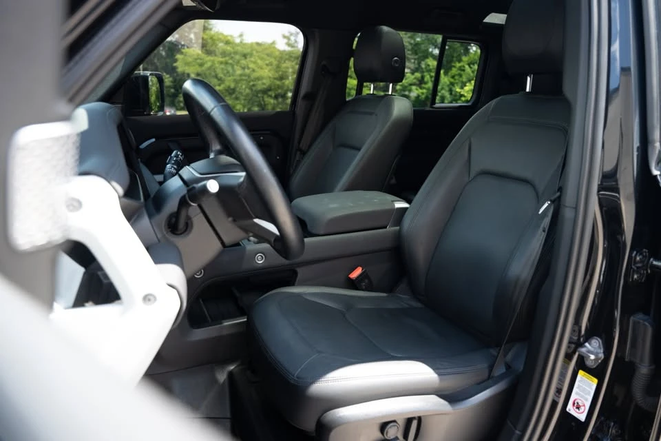 2023 Land Rover Defender L663 - Image 18 of 20