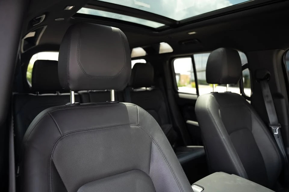 2023 Land Rover Defender L663 - Image 17 of 20