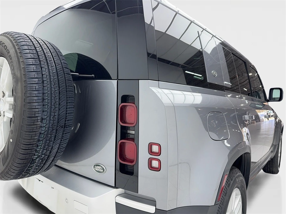 2023 Land Rover Defender L663 - Image 9 of 12