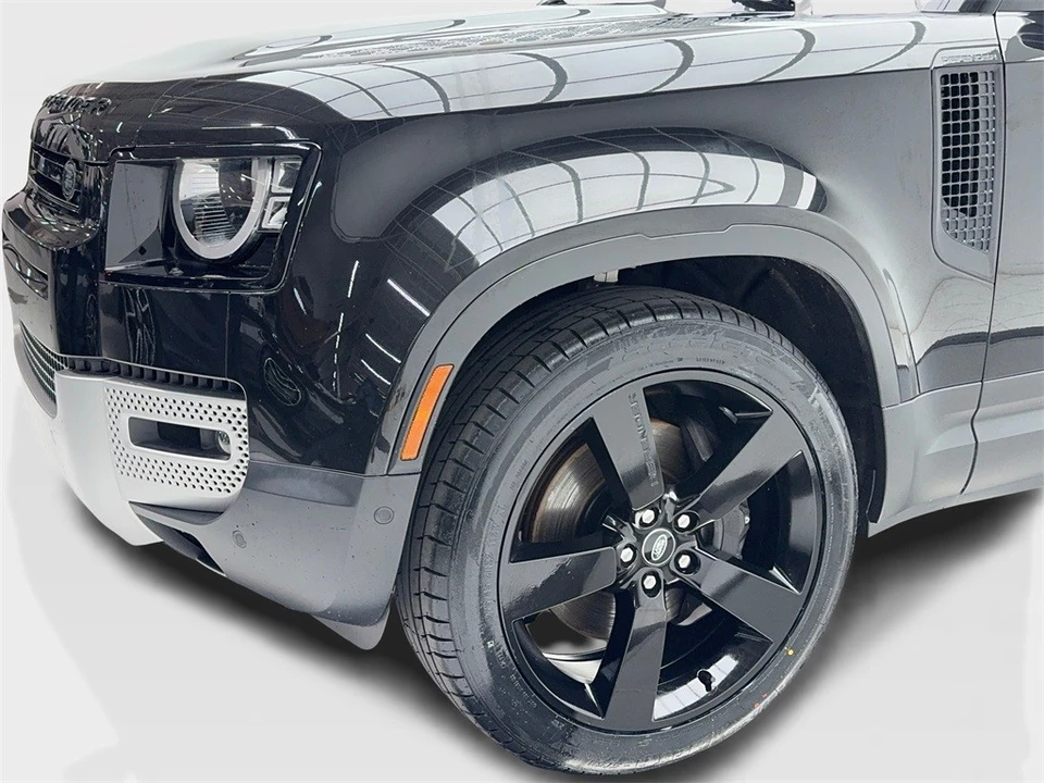 2023 Land Rover Defender L663 - Image 6 of 12