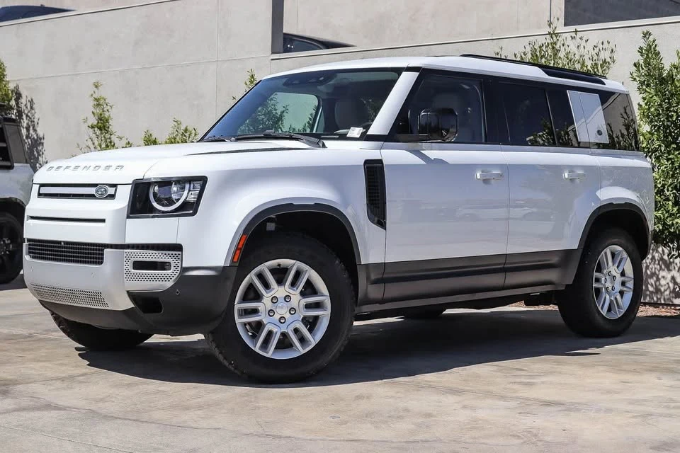 2023 Land Rover Defender L663 - Image 8 of 8