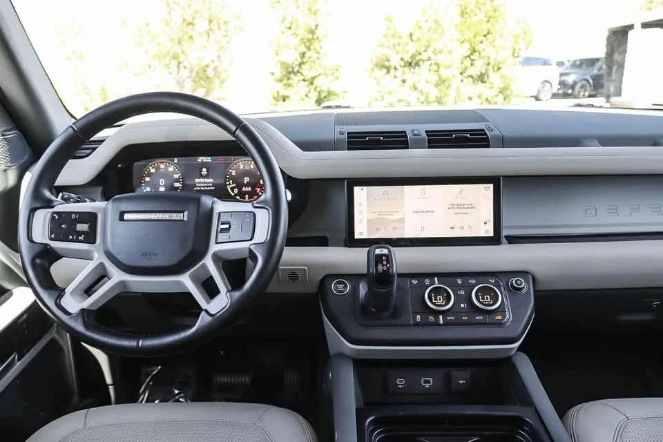 2023 Land Rover Defender L663 - Image 5 of 8