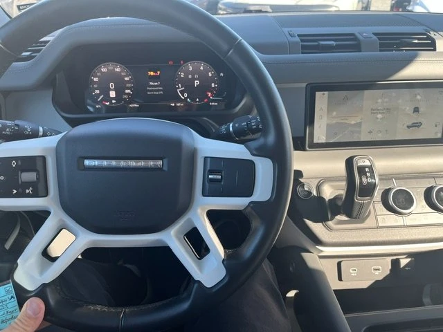 2023 Land Rover Defender L663 - Image 12 of 18