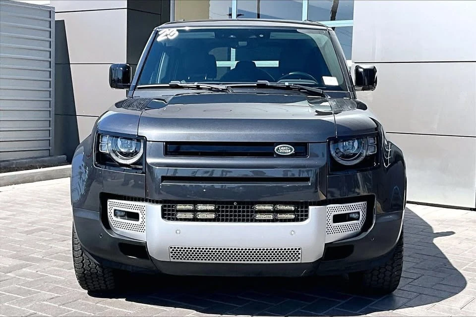 2023 Land Rover Defender L663 - Image 2 of 11