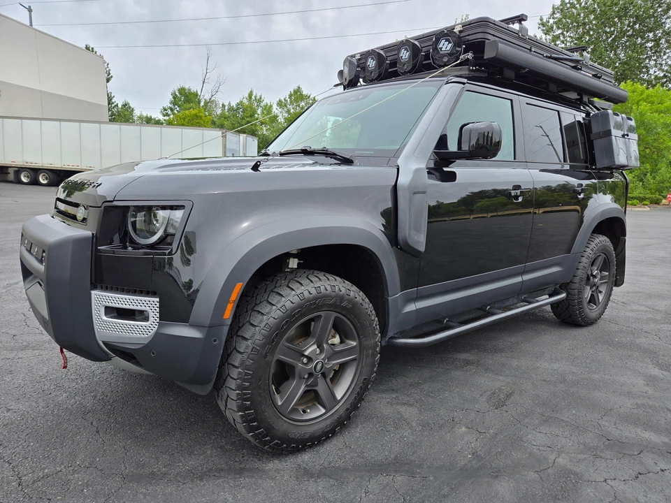2023 Land Rover Defender L663 - Image 19 of 31